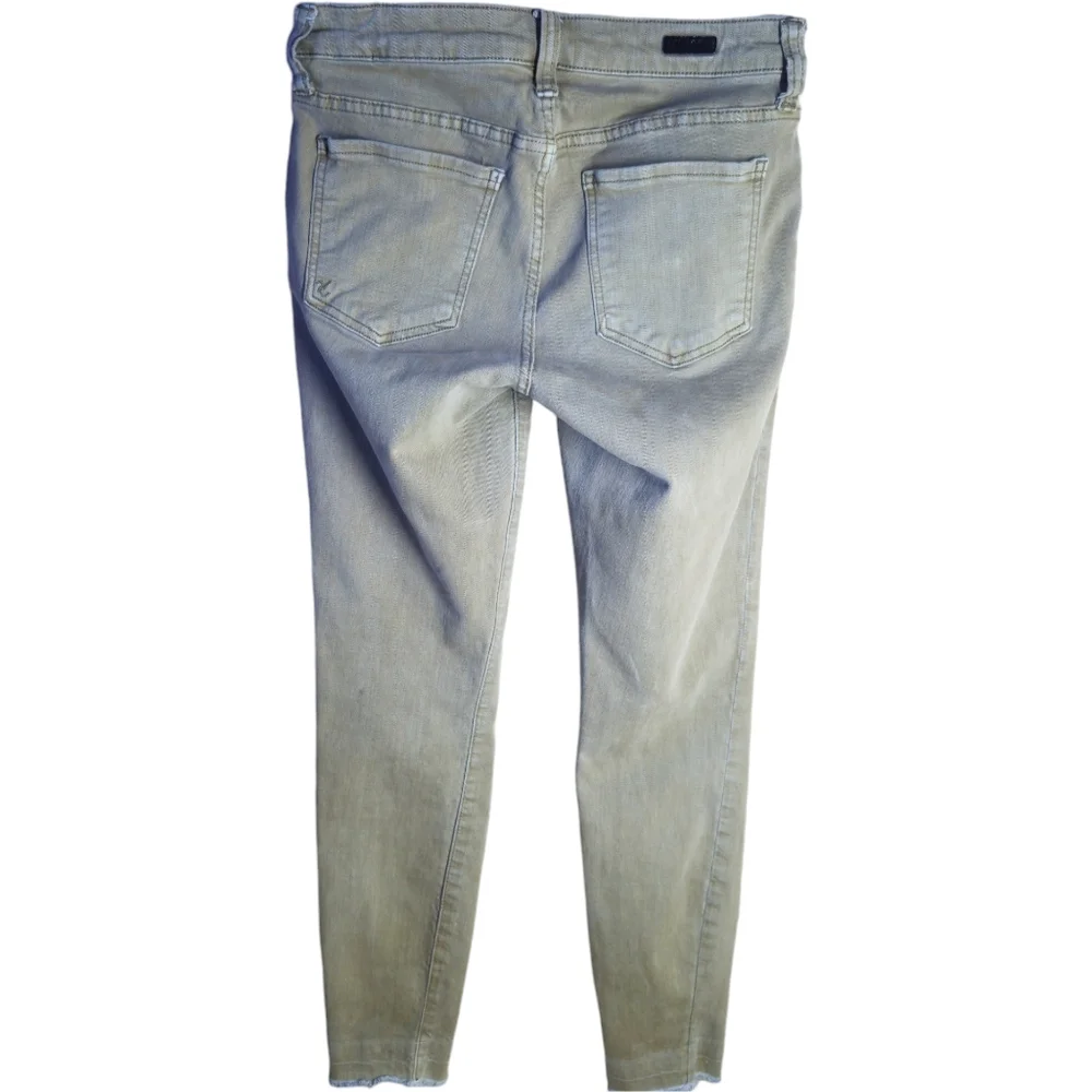 Kut from the Kloth Mid Rise Skinny Sage Green size 4